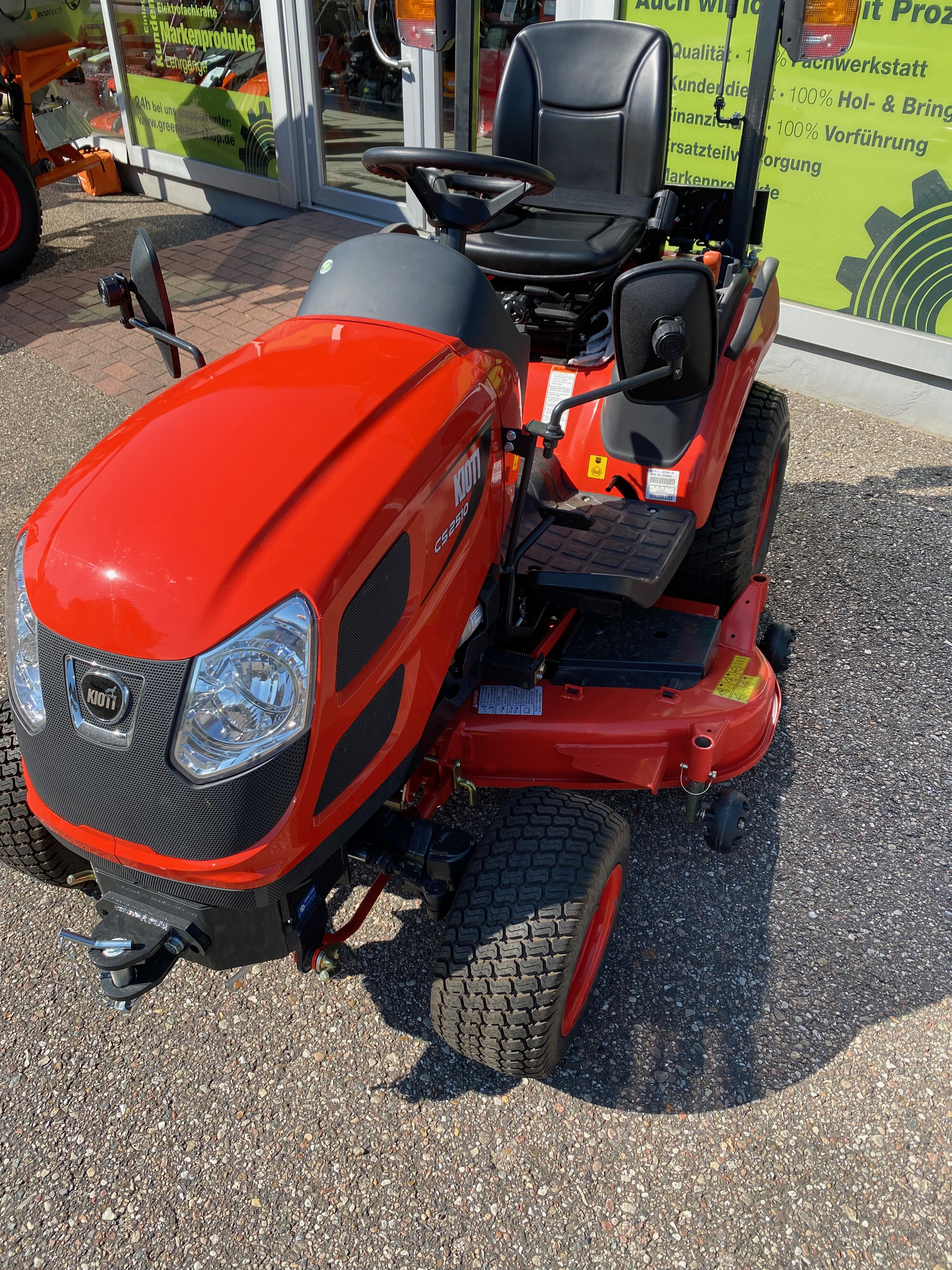 Kompakttraktor CS 2510H